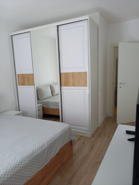 Titan, Costin Georgian,